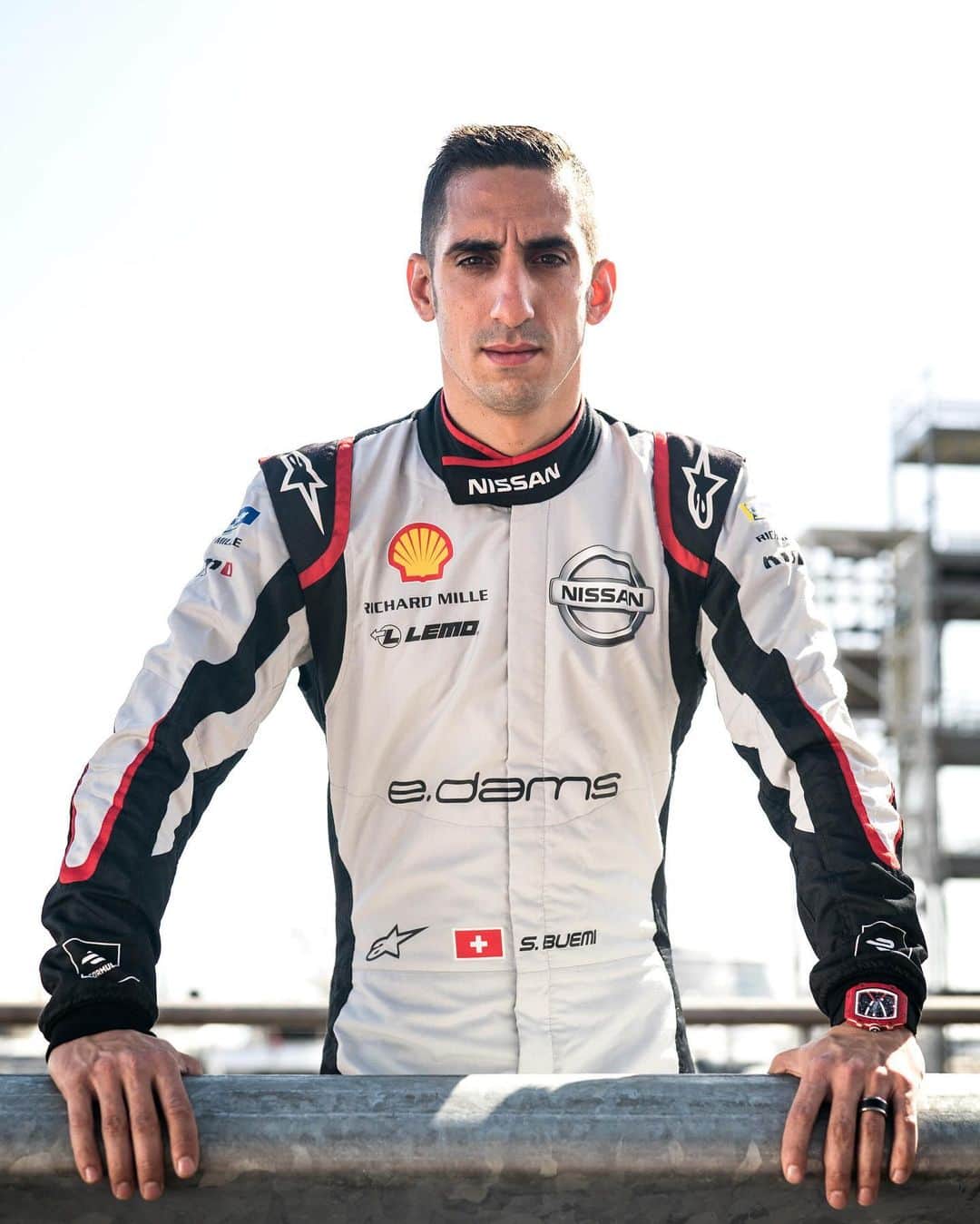 セバスチャン・ブエミさんのインスタグラム写真 - (セバスチャン・ブエミInstagram)「#MonacoEPrix Media day, track walk done ✅ ------- 🔗 Help me to get some extra power by voting on the #FanBoost link in my bio or tweet with #FanBoost & #SebastienBuemi」5月11日 1時41分 - sebastien_buemi