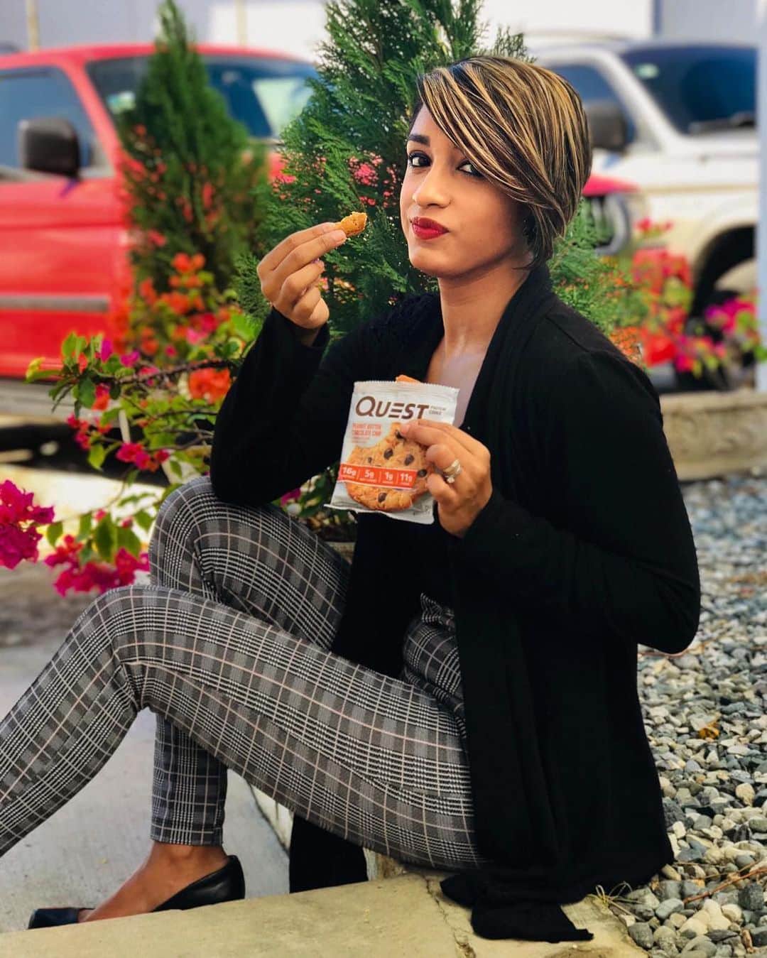 questnutritionさんのインスタグラム写真 - (questnutritionInstagram)「Appreciation #FanCrushFriday post! Thank you for being the best fans ever! You fuel our Quest every day. Much love. 💙 #OnaQuest」5月11日 3時02分 - questnutrition