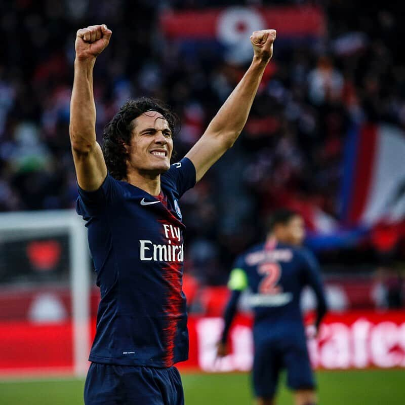 パリ・サンジェルマンFCさんのインスタグラム写真 - (パリ・サンジェルマンFCInstagram)「💬 @cavaniofficial21: "I think the love from the supporters has grown over the years, like the entire relationship. I think we have come a long way together. The supporters give me a lot of joy and motivation." ❤️💙 💬 #EdinsonCavani : « Je pense que c’est un amour qui grandit avec le temps. Je pense que nous avons fait un grand parcours ensemble. Les supporters me donnent beaucoup de plaisir, de motivation. » ❤️💙 . #Cavani #PSG #ParisSaintGermain #Paris #AllezParis #Football #ICICESTPARIS」5月11日 3時12分 - psg