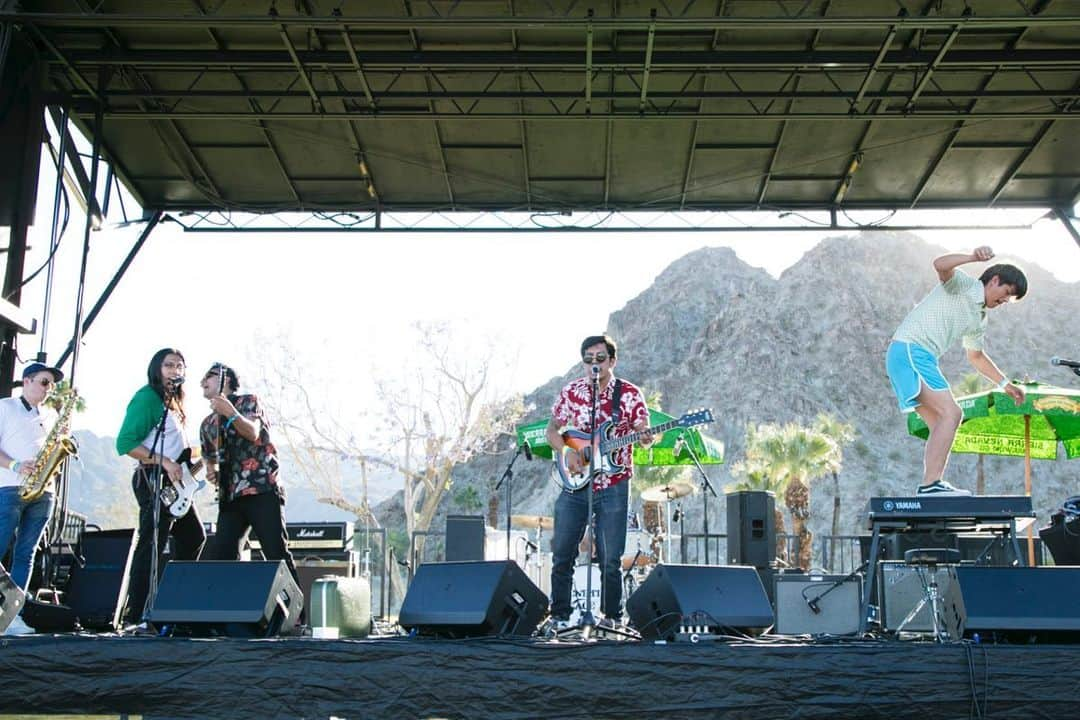 ベスタルさんのインスタグラム写真 - (ベスタルInstagram)「A few shots from our incredible Saturday performances! #VestalVillage #VestalWatch #theMUSIC #theDESERT  #thePARTIES」5月11日 3時46分 - vestalwatch