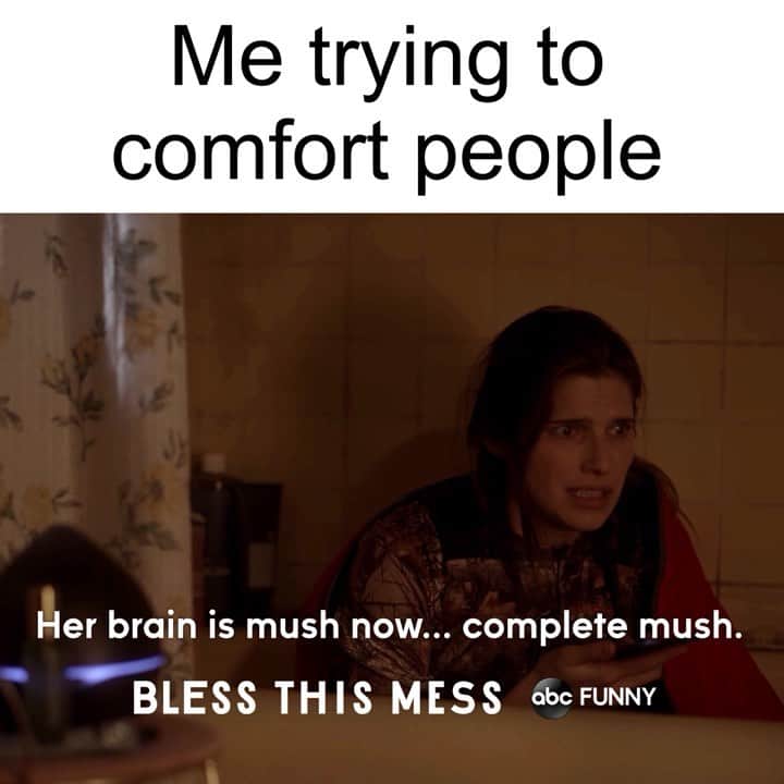 レイク・ベルのインスタグラム：「Call your mom. #mothersday  @blessthismesstv @abcnetwork」