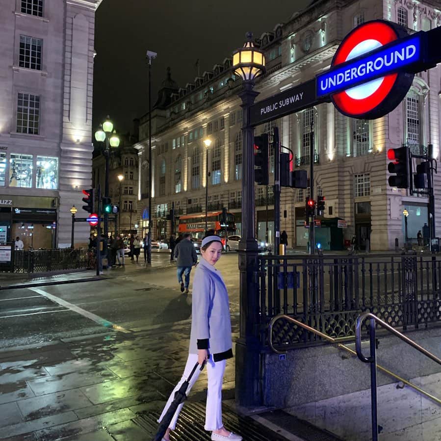 ダソム さんのインスタグラム写真 - (ダソム Instagram)「Guess where i am 🤪🤪🤪🤪」5月11日 4時27分 - som0506