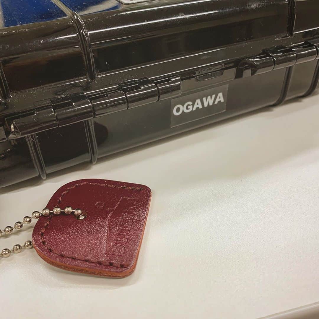 小川貴之のインスタグラム：「イヤモニケースへ💯」