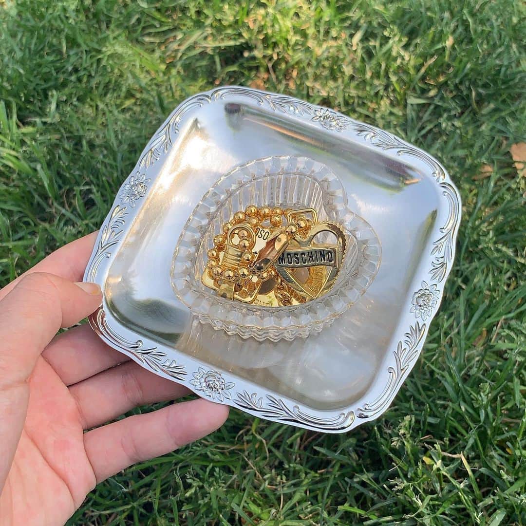 のインスタグラム：「¥30 ¥100 ¥1000」