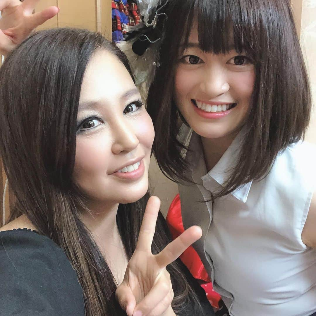 SHINOBUさんのインスタグラム写真 - (SHINOBUInstagram)「昨日の お仕事仲間👆👆 いぇーい」5月11日 14時29分 - shino_boo81