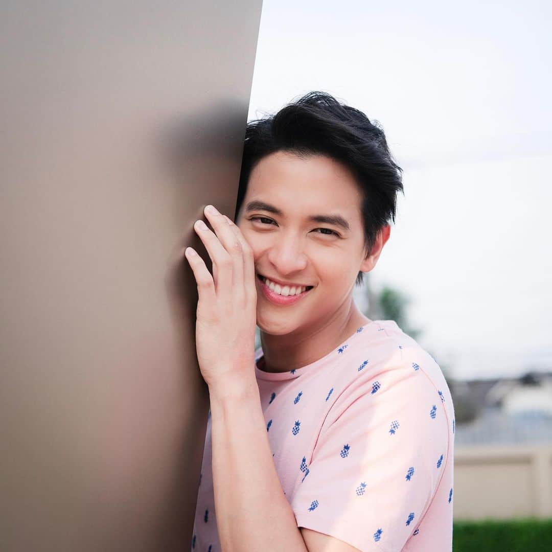 Jirayu Tangsrisukさんのインスタグラム写真 - (Jirayu TangsrisukInstagram)「Life is something to be experienced later ☺️❤️」5月11日 14時49分 - jirayu_jj