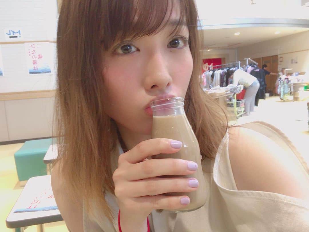 今野杏南さんのインスタグラム写真 - (今野杏南Instagram)「* 温泉上がりのコーヒー牛乳🍒」5月11日 14時58分 - anna_konno0615