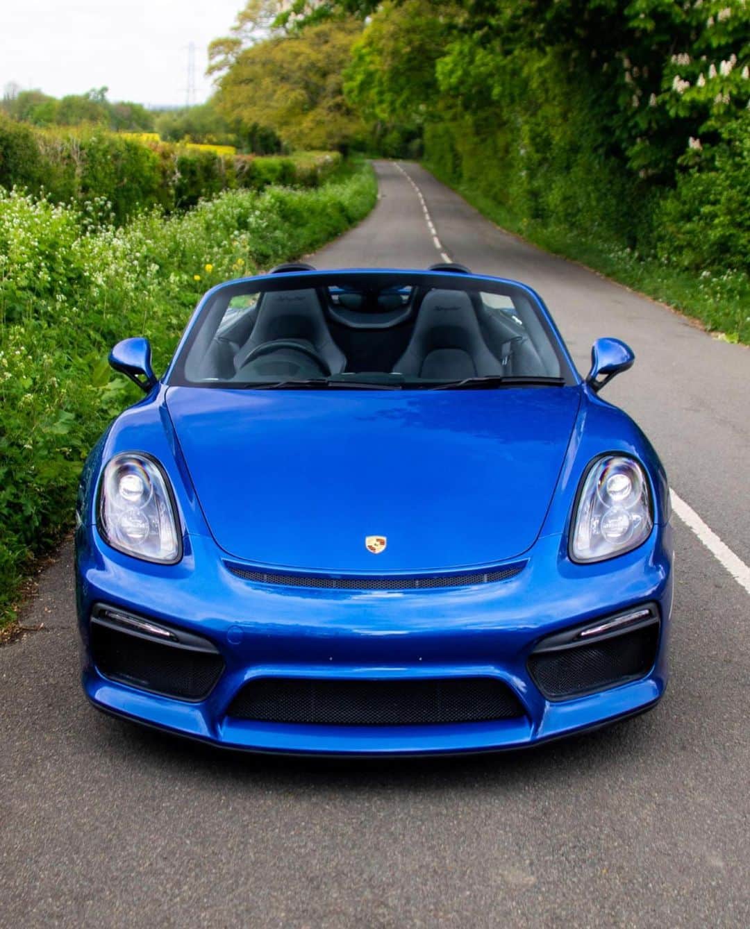 CarsWithoutLimitsさんのインスタグラム写真 - (CarsWithoutLimitsInstagram)「@888MF has bought a Porsche Boxster Spyder. See the review on his YouTube channel 888MF #carswithoutlimits #porsche #boxter」5月11日 6時24分 - carswithoutlimits