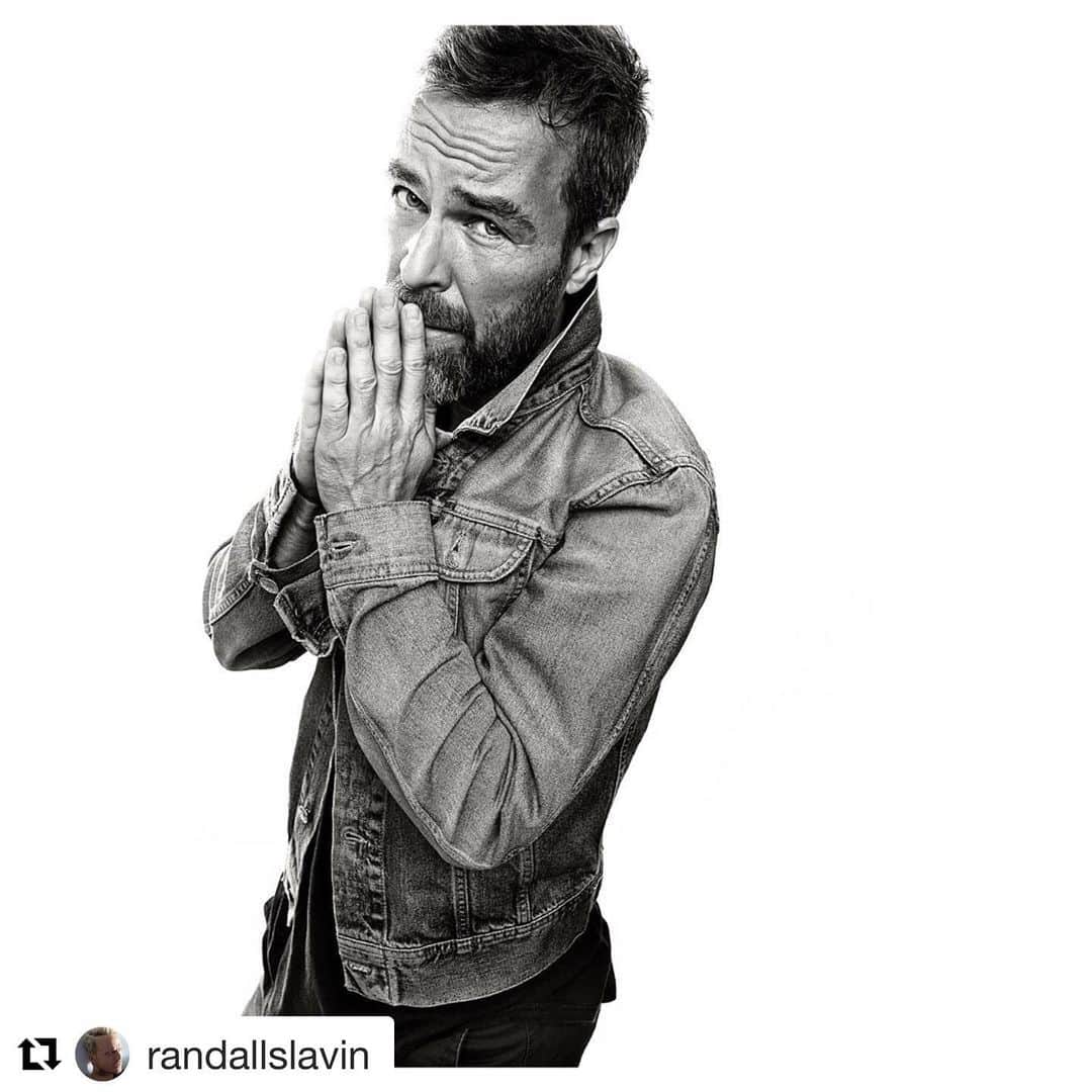 JR・ボーンのインスタグラム：「What I’m always praying for... LOVE trumps hate! And a good lasagna for dinner!! Thanks for the #ff @randallslavin  Let’s repeat it soon!!!」