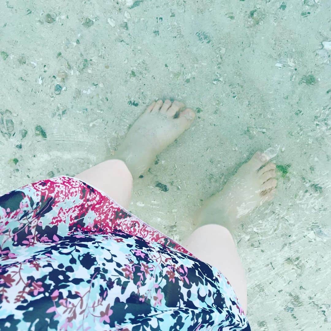柏崎桃子さんのインスタグラム写真 - (柏崎桃子Instagram)「南の島行きたい欲ハンパない。  #南の島 #旅行 #travel #キレイ な #海  #教えてください」5月11日 10時04分 - momoko_kashiwazaki