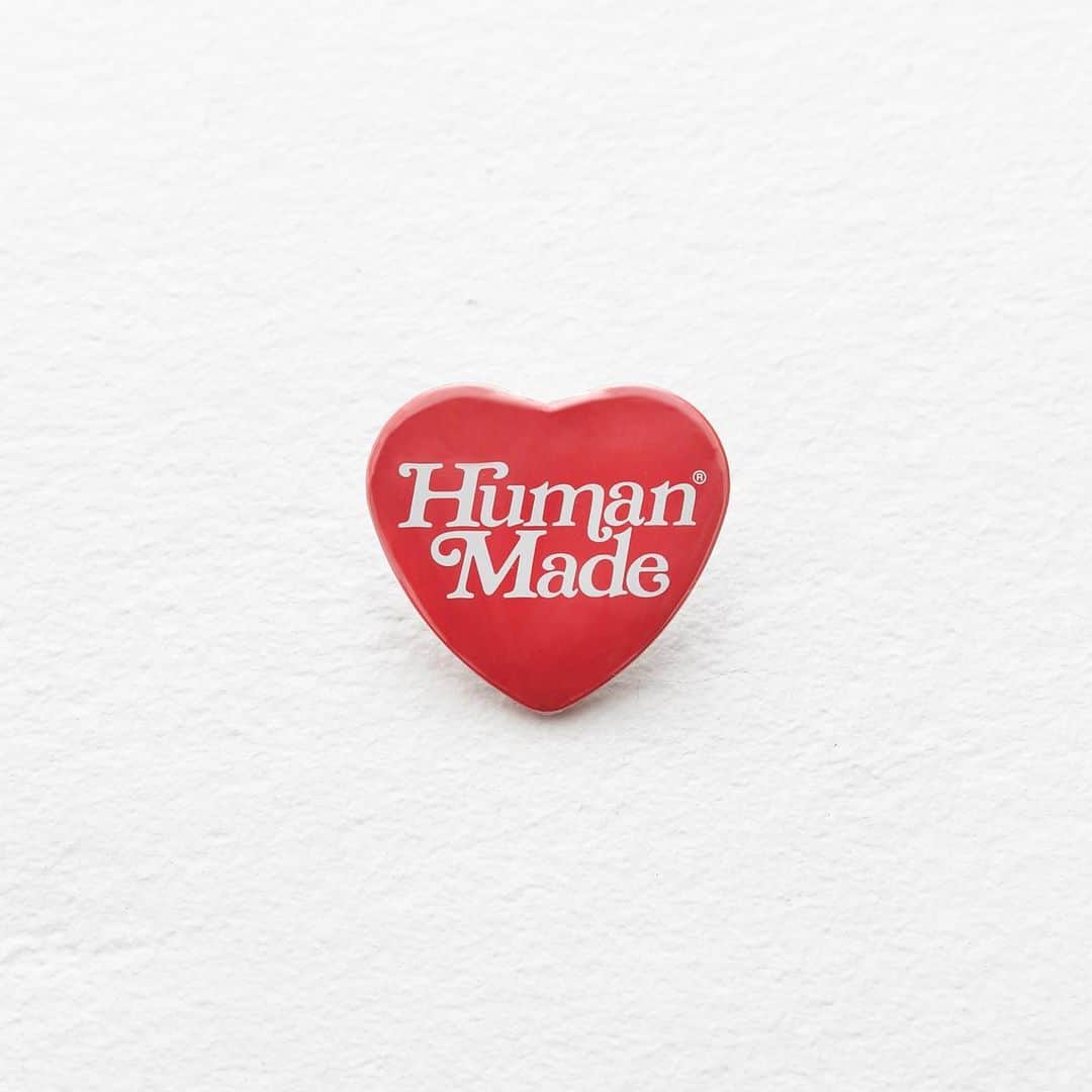 HUMAN MADEさんのインスタグラム写真 - (HUMAN MADEInstagram)「"HEART BADGE"now exclusively available in online. www.humanmade.jp ハートを象ったバッジです。グラフィックアーティストVERDYとのコラボレーションで描き下ろしたデザインが特徴です。 Heart shaped badge designed in collaboration with graphic artist VERDY. #humanmade #GirlsDon’tCry #exclusively」5月11日 11時22分 - humanmade