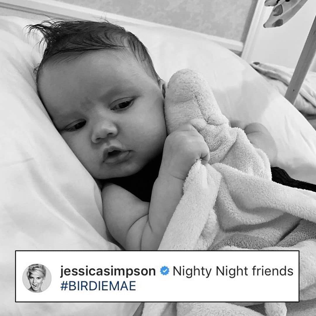E! Onlineさんのインスタグラム写真 - (E! OnlineInstagram)「This is a photo we never knew we needed. 💕 (📷: @jessicasimpson)」5月11日 11時55分 - enews