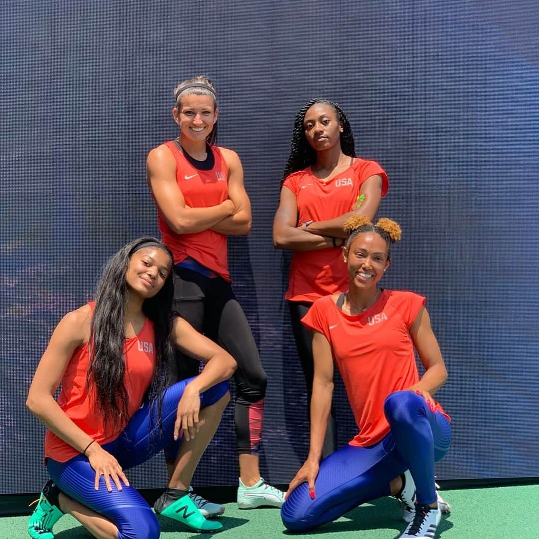 Shania COLLINSさんのインスタグラム写真 - (Shania COLLINSInstagram)「First day of #IAAFWorldRelays here in Japan 🇯🇵 • • Good Luck to all of Team USA competing today. We’ll be competing in the 4x2 tomorrow 😊」5月11日 12時50分 - collins_shania