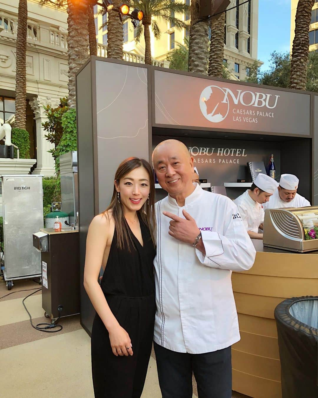 村主章枝さんのインスタグラム写真 - (村主章枝Instagram)「My best friend Nobu is in Vegas now. He is always nice to me even he has busy days, @nobulasvegas  @therealnobu  #nobuvegas」5月11日 12時55分 - fumie.suguri