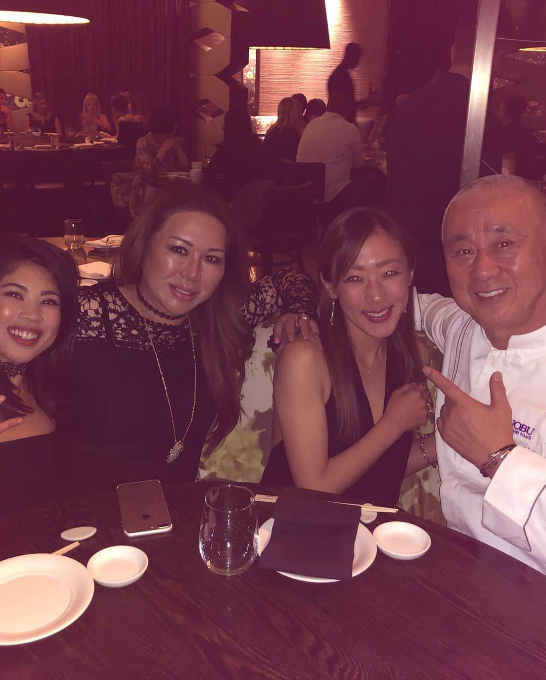 村主章枝さんのインスタグラム写真 - (村主章枝Instagram)「My best friend Nobu is in Vegas now. He is always nice to me even he has busy days, @nobulasvegas  @therealnobu  #nobuvegas」5月11日 12時55分 - fumie.suguri