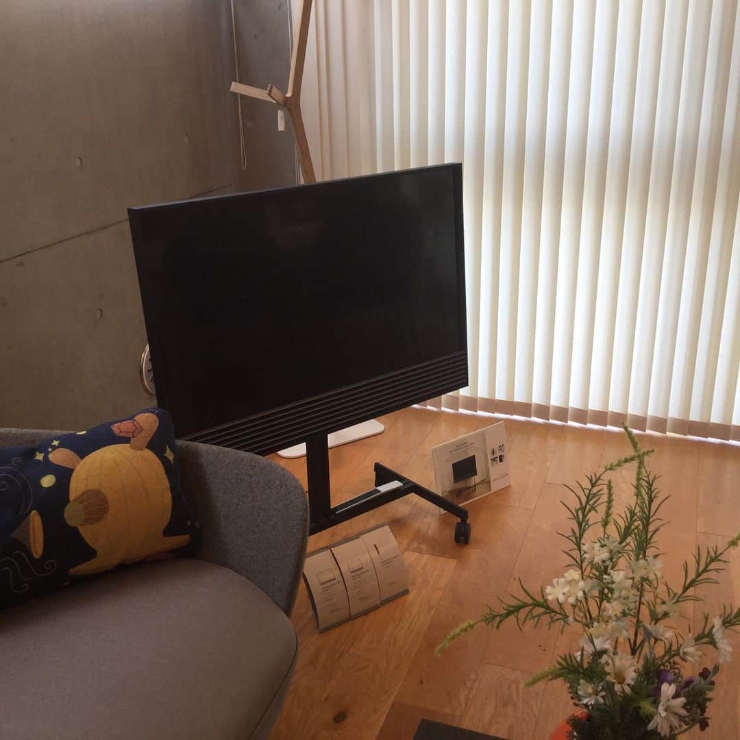 Omotecho Style Storeさんのインスタグラム写真 - (Omotecho Style StoreInstagram)「今日と明日は、 広島のクラージュプラス様にて BANG&OLUFSEN展を 開催中です。  3店舗巡る、SNSスタンプラリーも開催しております。  #courageplus  #tomiya広島店  #タグホイヤー広島店」5月11日 13時41分 - omotechostylestore