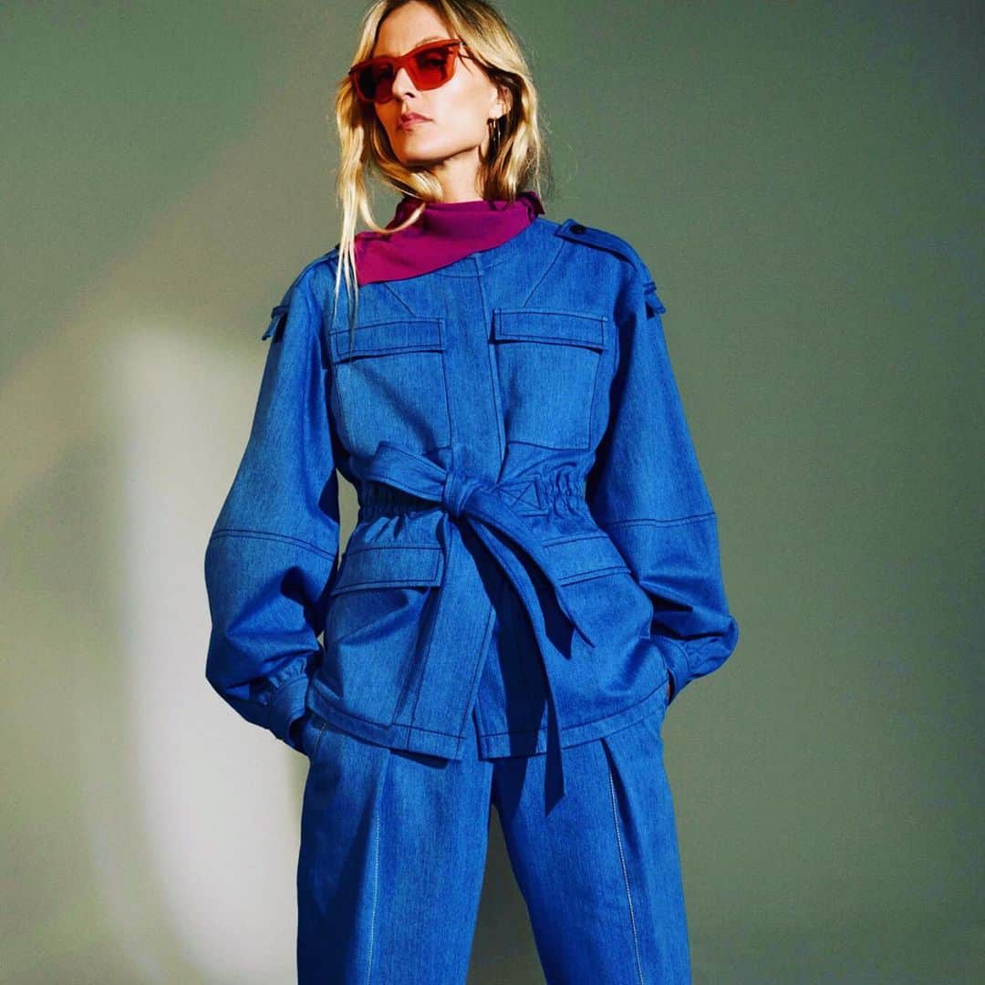 デレク ラムのインスタグラム：「Denim. Spring 2019. Get it. @denimforever」