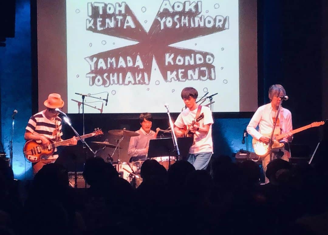山田稔明さんのインスタグラム写真 - (山田稔明Instagram)「キチレコ元年大打ち上げ祭ライブ終了。近藤さんと共作した新曲、青木くんの代わりにHARCO「ナイトハイク」を歌ったり、この日限りの内容で楽しかったです。ギャラリー創の皆さん、ご来場のお客さん、ありがとうございました。 #キチレコ」5月12日 0時01分 - toshiakiyamada