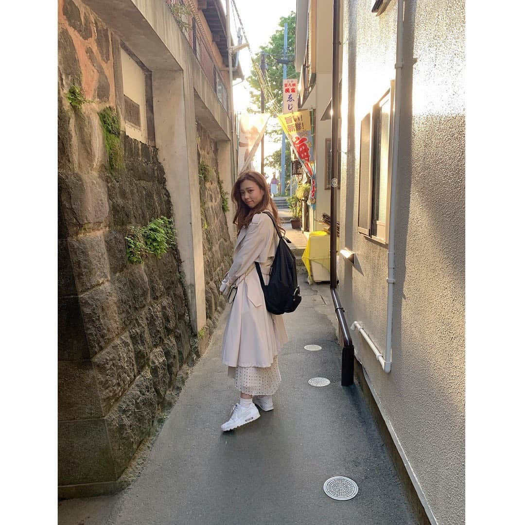 青木千春のインスタグラム：「✩ ⋆ ✩ ⋆ ✩ ⋆ ✩ ⋆ ✩﻿ ⋆ ✩ ⋆ ✩﻿ ・ ・ ・ 江ノ島プチ旅⛩🏝 ・ 海に沈む綺麗な夕陽と海と自然に触れてとてもリフレッシュできました◡̈⃝︎⋆︎* ・ ・ ・ ✩ ⋆ ✩ ⋆ ✩ ⋆ ✩ ⋆ ✩﻿ ⋆ ✩ ⋆ ✩﻿ ・  #江ノ島 #江ノ島観光 #江島神社 #海 #夕陽 #パワースポット #日本 #enoshima #sea #ocean #sunset #powerspot  #japan」