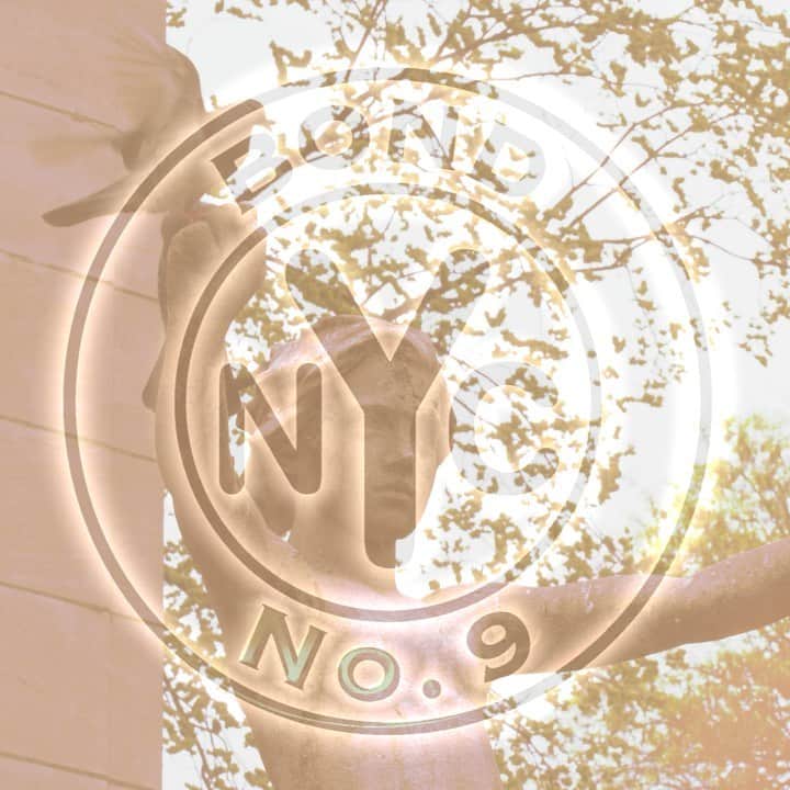 のインスタグラム：「Subtle. Chic. Effortless. The most high-performance lipstick—the true essence of what a modern lipstick should be. Available now on bondno9.com!  #bondno9 #bondno9ny #bondno9nylips #redlips #lipstick #makeup #newmakeup #newyork #newyorkcity #nyc #love」