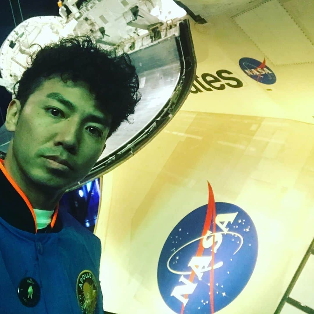 綾部祐二さんのインスタグラム写真 - (綾部祐二Instagram)「NASA with Noah Ishikura in Florida. @zeppelin.noah  @nasa」5月11日 16時09分 - yujiayabe