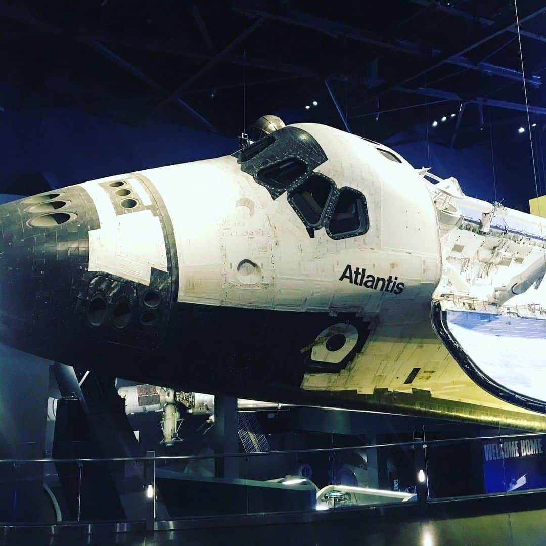 綾部祐二さんのインスタグラム写真 - (綾部祐二Instagram)「NASA with Noah Ishikura in Florida. @zeppelin.noah  @nasa」5月11日 16時09分 - yujiayabe