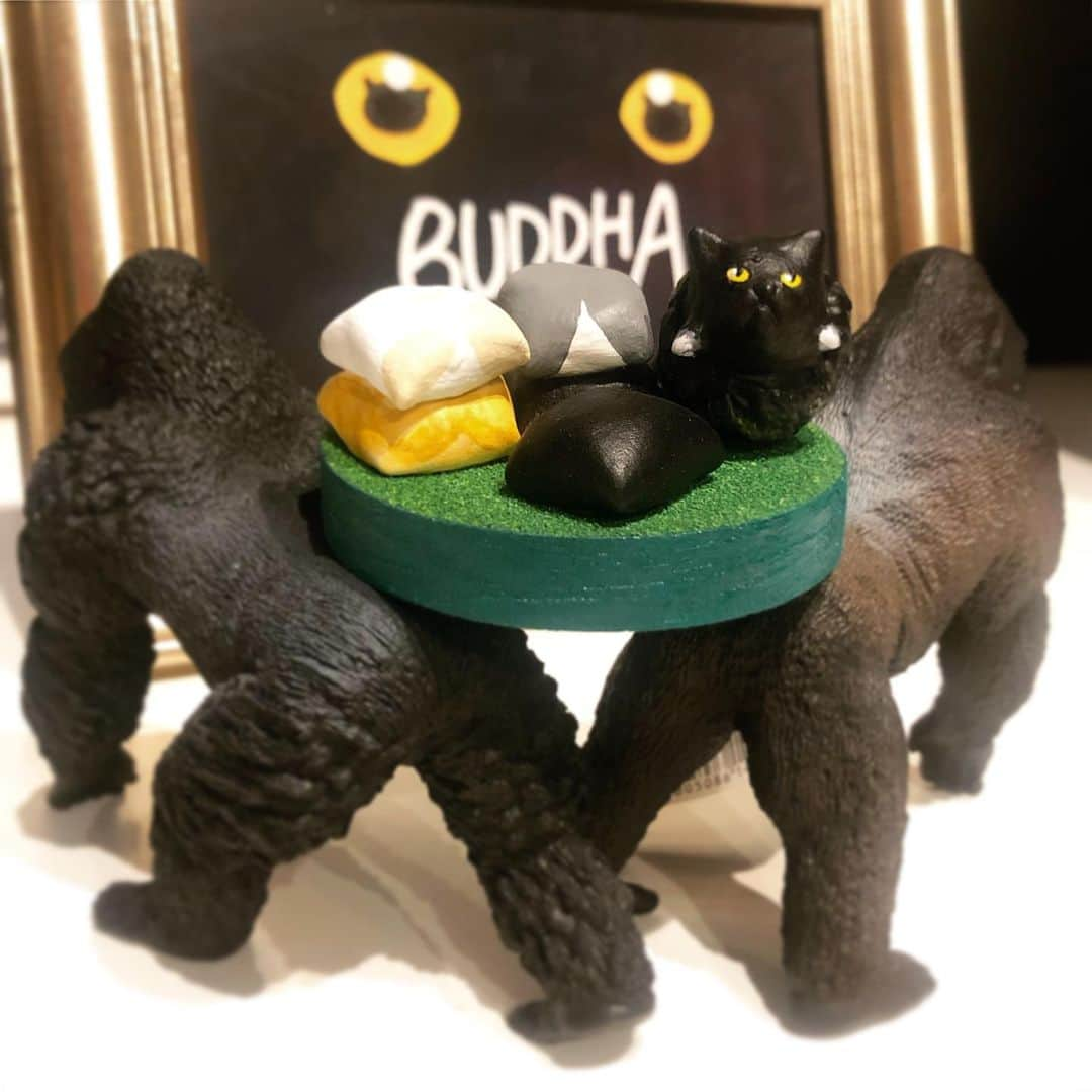 Qさんのインスタグラム写真 - (QInstagram)「Buddha なんやコレゆーてる😂 #土嚢チルドレン @daifukumaru_yoko  #簡略化された3匹の土嚢がジワる #お宝増えた🙌 #土嚢ブラック ←言い続けたかいあったw」5月11日 17時32分 - achikochisochi