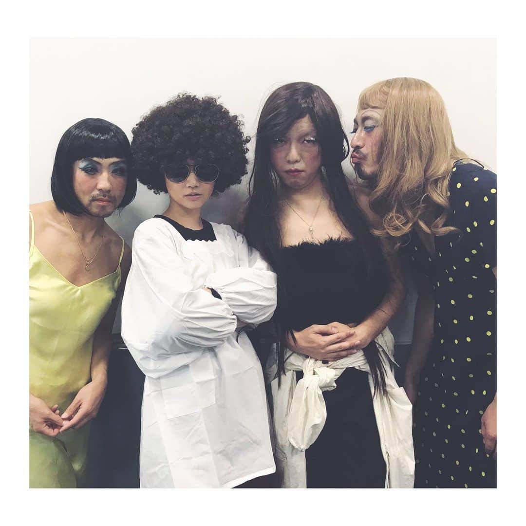 大塚愛さんのインスタグラム写真 - (大塚愛Instagram)「女子会。  AIO　#girls  #party  #lets #play」5月11日 18時03分 - aiotsuka_official