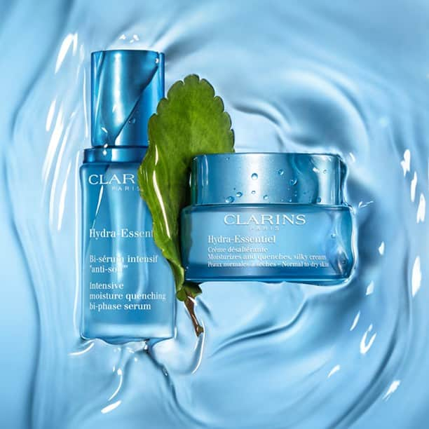 ClarinsUKさんのインスタグラム写真 - (ClarinsUKInstagram)「Discover the ultimate duo for dehydrated skin - Hydra-Essentiel Bi-Phase Serum and Silky Cream. 💧 With organic leaf of life extract, skin's propensity to produce and retain hyaluronic acid is increased, leaving it feeling hydrated and looking plump and radiant.  #QuenchFromWithin #Clarins . . . . . . . . . #itsallaboutyou #hydration #water #hyaluronicacid #leafoflife #succulents #plantpower #powerofplants #plantbasedskincare #naturalbeauty」5月11日 18時05分 - clarinsuk