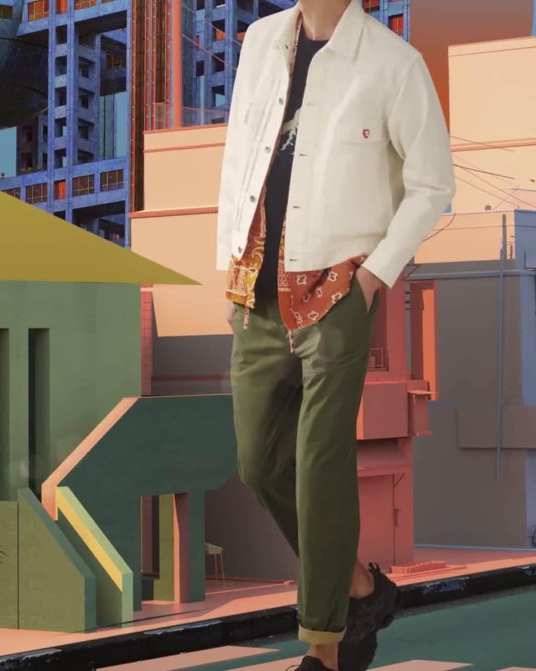 MR PORTERのインスタグラム：「The vast and varied sartorial landscape of Japan has served as the starting point for our latest project: The Japan Edit, a first-of-its-kind capsule collection made just for us with the help of some of our favourite Japanese brands.⠀ -⠀ Head to the link in bio for everything you need to know (and to shop the collection) #MRPORTERTheJapanEdit #日本特集 🇯🇵」