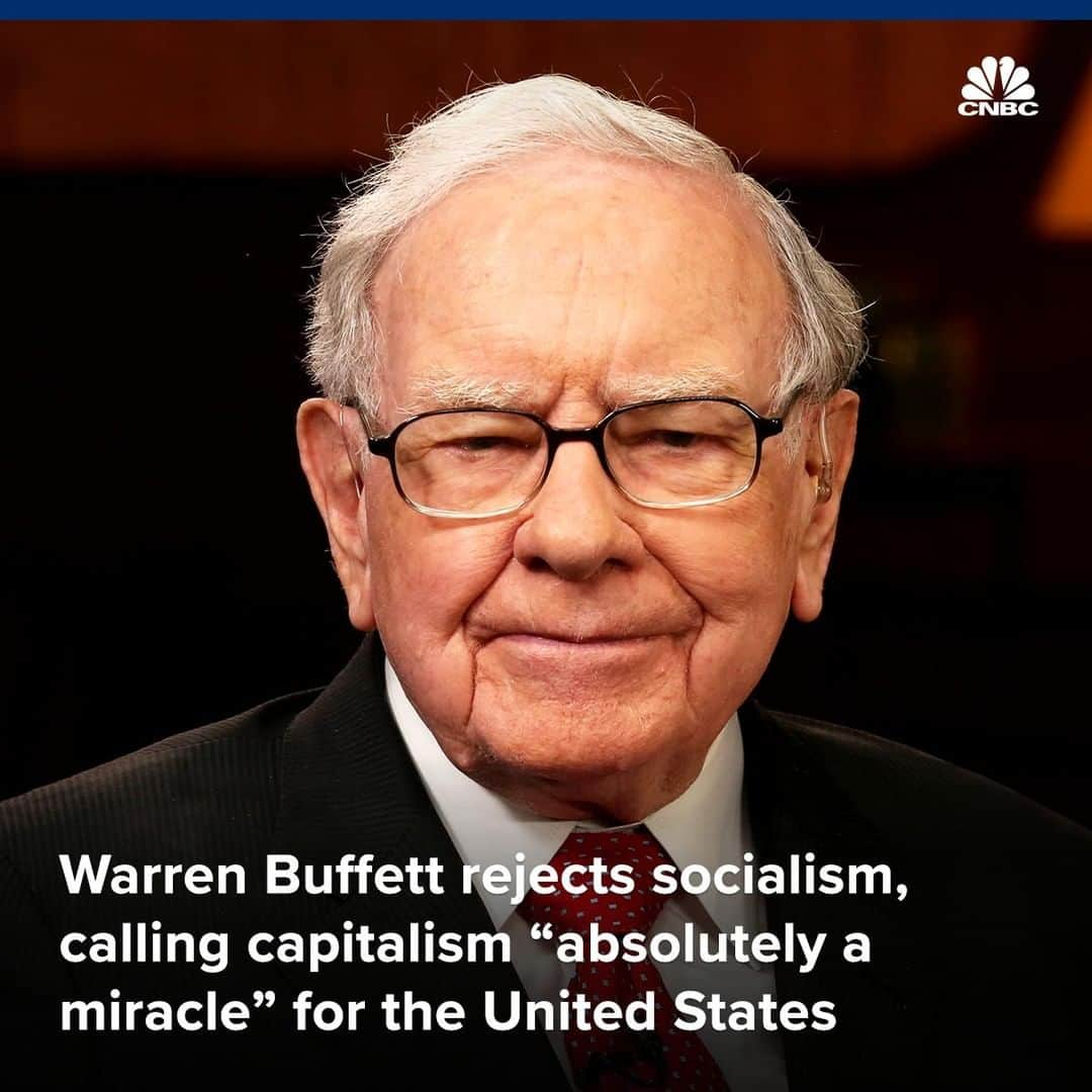 CNBCさんのインスタグラム写真 - (CNBCInstagram)「The Oracle of Omaha is also a “card-carrying capitalist.” ⠀ ⠀ During the Berkshire Hathaway annual shareholders meeting, Warren Buffett reaffirmed his commitment to capitalism. “The idea of people unleashing their potential ... it’s absolutely a miracle,” he said.⠀ ⠀ Buffett says more regulation and higher taxes on the wealthy is necessary, but that “we’re just getting started with what capitalism can do.”⠀ ⠀ To read about other billionaires’ views on capitalism, visit the link in bio.⠀ *⠀ *⠀ *⠀ *⠀ *⠀ *⠀ *⠀ *⠀ #buffett #warrenbuffett #buffettquotes #berkshire #berkshirehathaway #capitalism #socialism #gates #billgates #economy #economictrends #leaders #business #businessnews #cnbc⠀」5月11日 19時06分 - cnbc