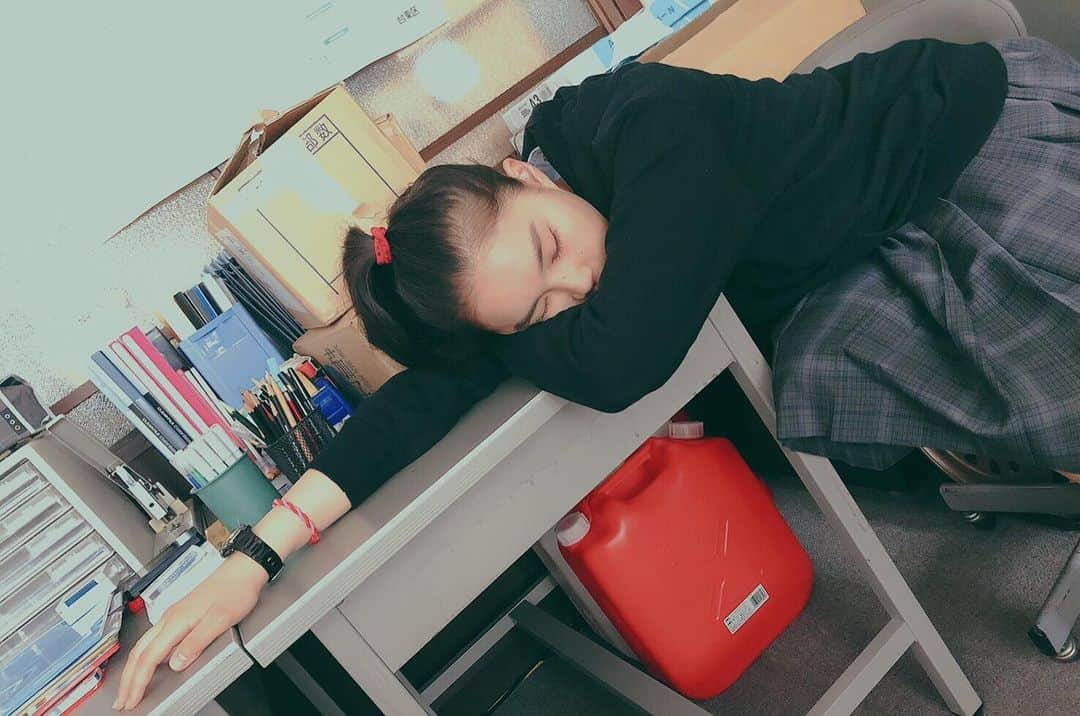 箭内夢菜さんのインスタグラム写真 - (箭内夢菜Instagram)「😪💤 今夜10:00〜  #俺のスカートどこ行った 第4話です！！ なんで寝てるかは、放送をお楽しみにっ😚 ぜひ見てね〜🥰 #俺スカ」5月11日 19時26分 - yumenayanai_official