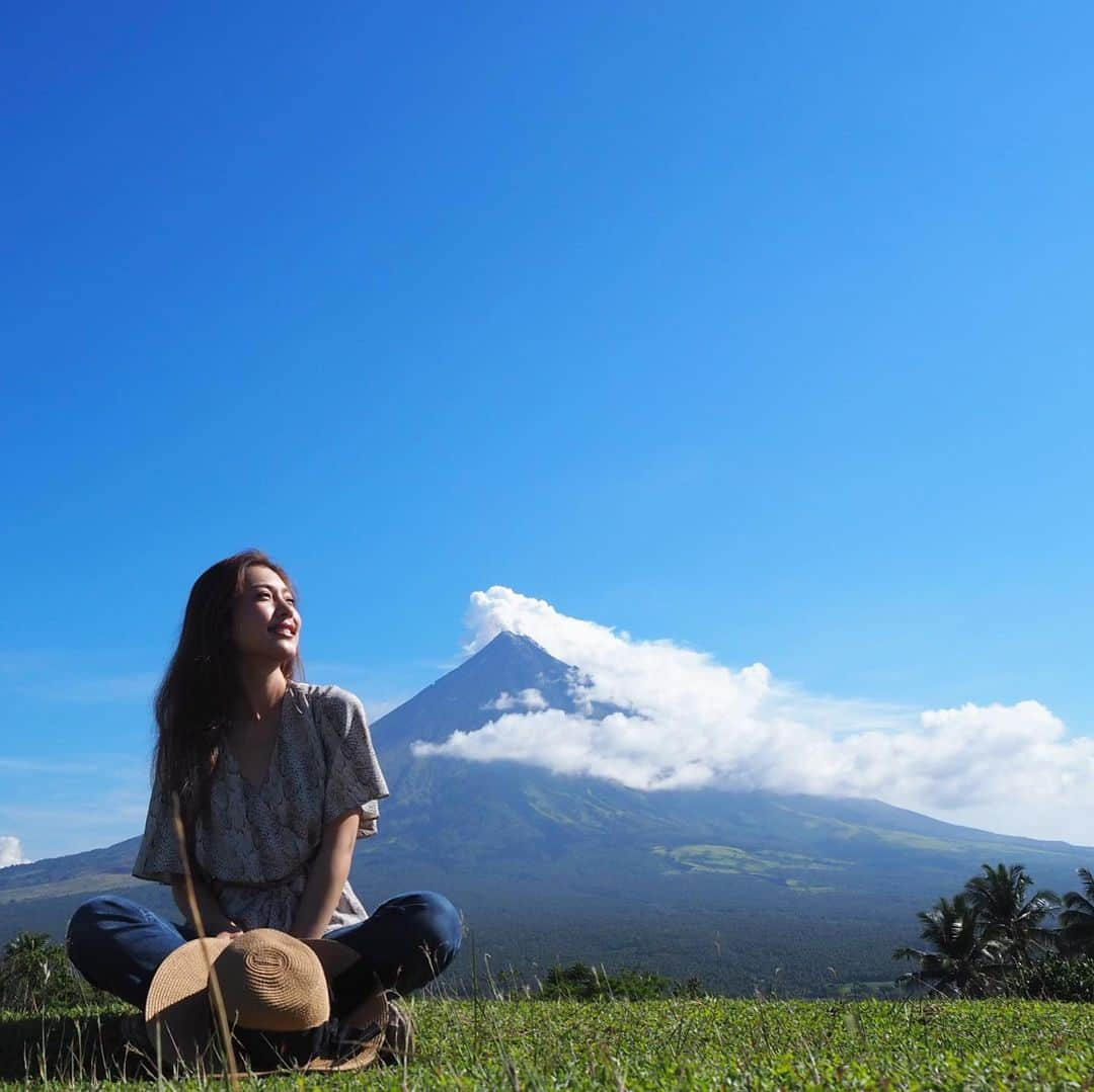 橋本聖子さんのインスタグラム写真 - (橋本聖子Instagram)「Hello Philippines, I'm back🇵🇭 おばあちゃんに会いにきました👵💓 . #Philippine #beautiful #nature #quituinanhills」5月11日 19時25分 - _seikohashimoto