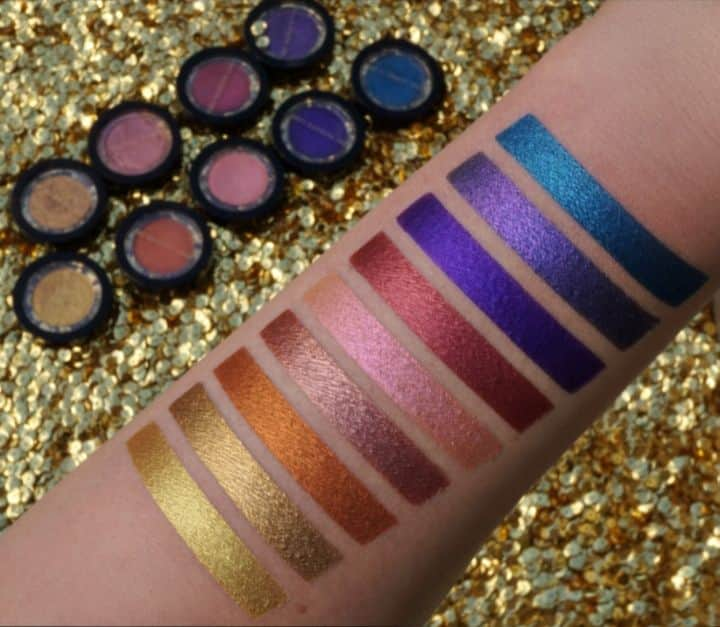 パット・マグラスさんのインスタグラム写真 - (パット・マグラスInstagram)「SWATCH THE RAINBOW⚡⚡⚡#EYEdols single shadows is a collection of sublime solos in an array of sinfully smooth textures—from mattes that deliver an ultra-soft focus effect, to gel-powder metallics that exude velvety-smooth iridescence, and high-impact pearlescent shimmers that lavish eyes in lustrous multidimensional colour ⚡️⚡️⚡️ #TurnYourEyesOn NOW at PATMcGRATH.COM and @sephora! 🎨 SWATCH: @angelamarytanner」5月12日 0時57分 - patmcgrathreal