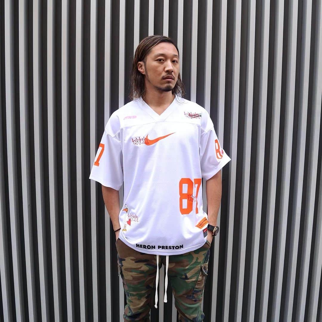 KENTOのインスタグラム：「He who moves not forward, goes backward. So I'll move forward. #heronpreston #nike #mnml #ootd #outfit #outfitoftheday #instafashion #streetfashion #streetstyle #streetwear #djlife #pioneerdj #beepmmgmt #axcell #weareaxcell」