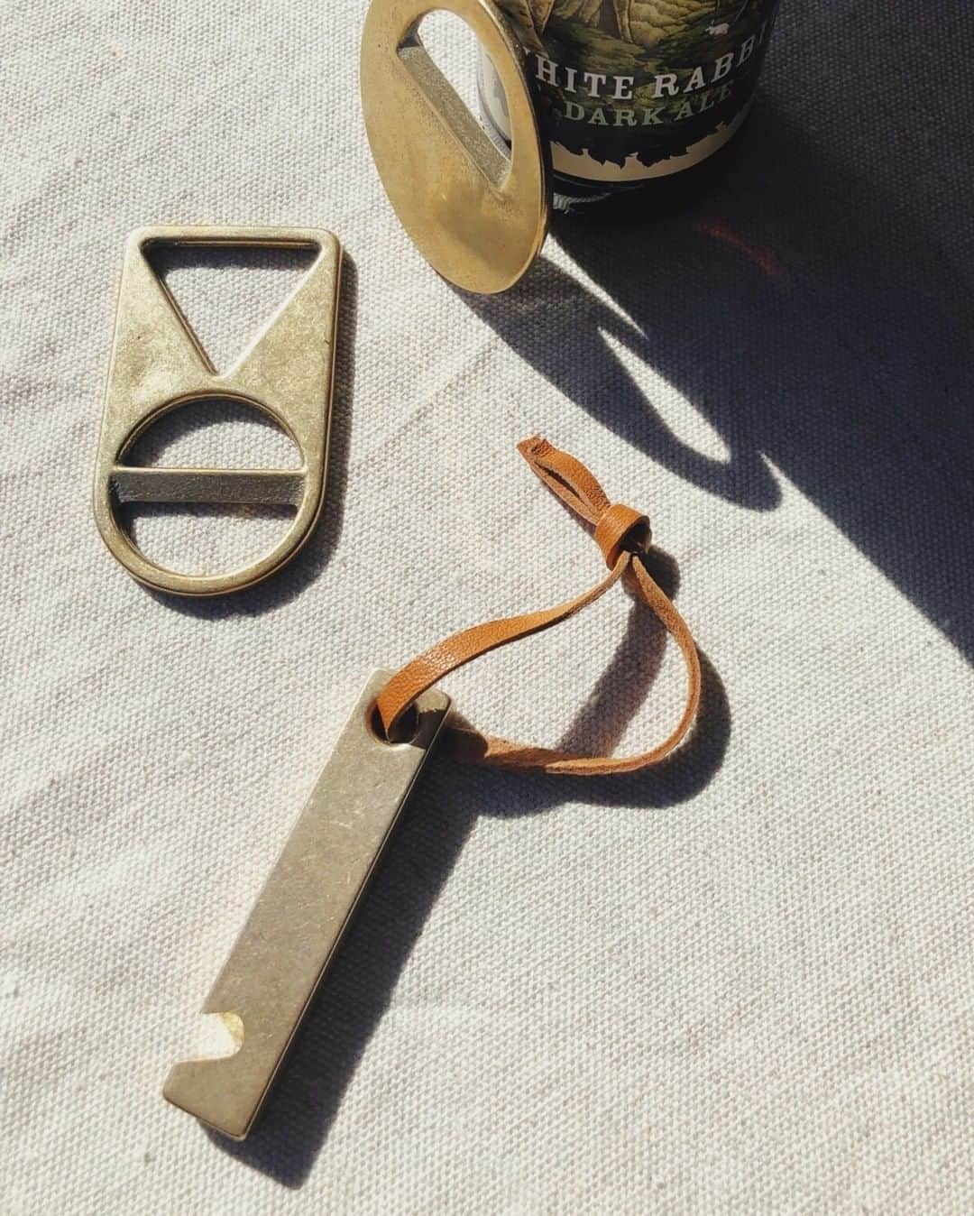 The Horseさんのインスタグラム写真 - (The HorseInstagram)「Which is your fav?⠀⠀⠀⠀⠀⠀⠀⠀⠀ 1: Circle?⠀⠀⠀⠀⠀⠀⠀⠀⠀ 2: Triangle?⠀⠀⠀⠀⠀⠀⠀⠀⠀ 3: Rectangle?⠀⠀⠀⠀⠀⠀⠀⠀⠀ -⠀⠀⠀⠀⠀⠀⠀⠀⠀ Handsome objects. ⠀⠀⠀⠀⠀⠀⠀⠀⠀ ⠀⠀⠀⠀⠀⠀⠀⠀⠀ #bottleopeners #brass #brassbottleopener #thehorseobjects」5月11日 19時55分 - the_horse