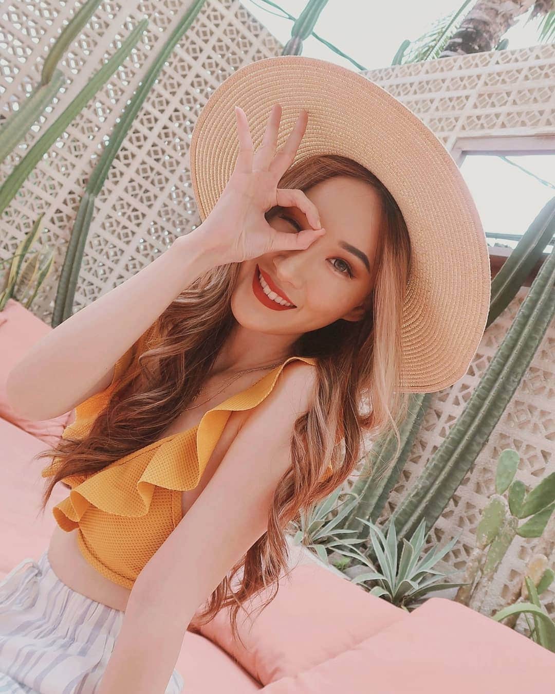 エリッサ・ヤマダのインスタグラム：「#weekendmood: A-OK 👌😉💫」