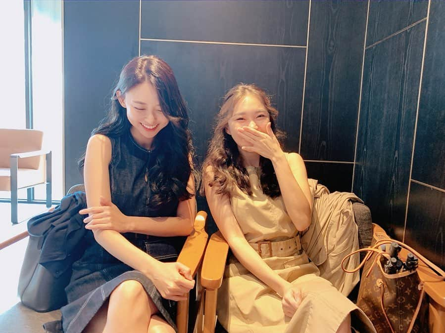 ホ・ヨンジュ さんのインスタグラム写真 - (ホ・ヨンジュ Instagram)「단짝친구👭 . .  @joungjoo0126 @dewsisters_official」5月11日 20時39分 - good7919