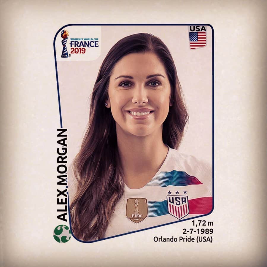 FIFAワールドカップさんのインスタグラム写真 - (FIFAワールドカップInstagram)「Who else is filling up their Panini #FIFAWWC Sticker Albums? 🙋‍♀️🙋‍♂️ #gotgotneed」5月11日 21時55分 - fifaworldcup