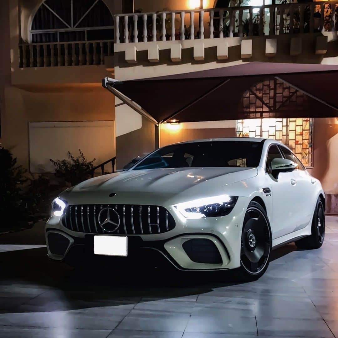 Mercedes AMGさんのインスタグラム写真 - (Mercedes AMGInstagram)「[Fuel consumption combined: 11.3 l/100km | CO2 emissions combined: 257 g/km]  With room for up to five, the Mercedes-AMG GT 63 S 4MATIC+ 4-Door Coupé is the ideal vehicle for a memorable night on the town. 📷: @attasss  #MercedesAMG #AMG #GT63 #GTFamily #DrivingPerformance #Power #Passion #Mercedes #AMG🔥 #Luxury #CarsofInstagram #InstaCar #Lifestyle」5月11日 22時10分 - mercedesamg