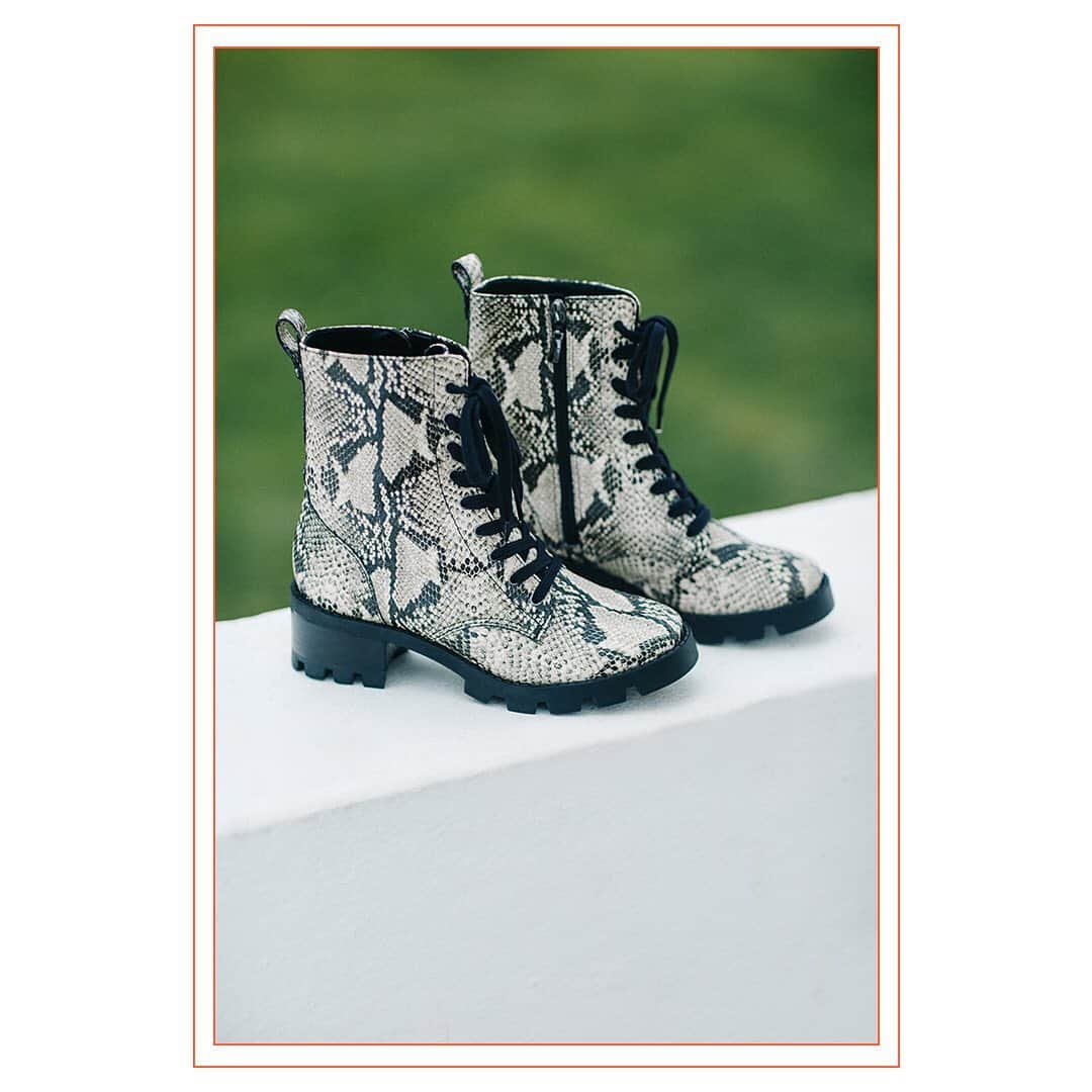 Schutzのインスタグラム：「😍. #schutzmomyourway」