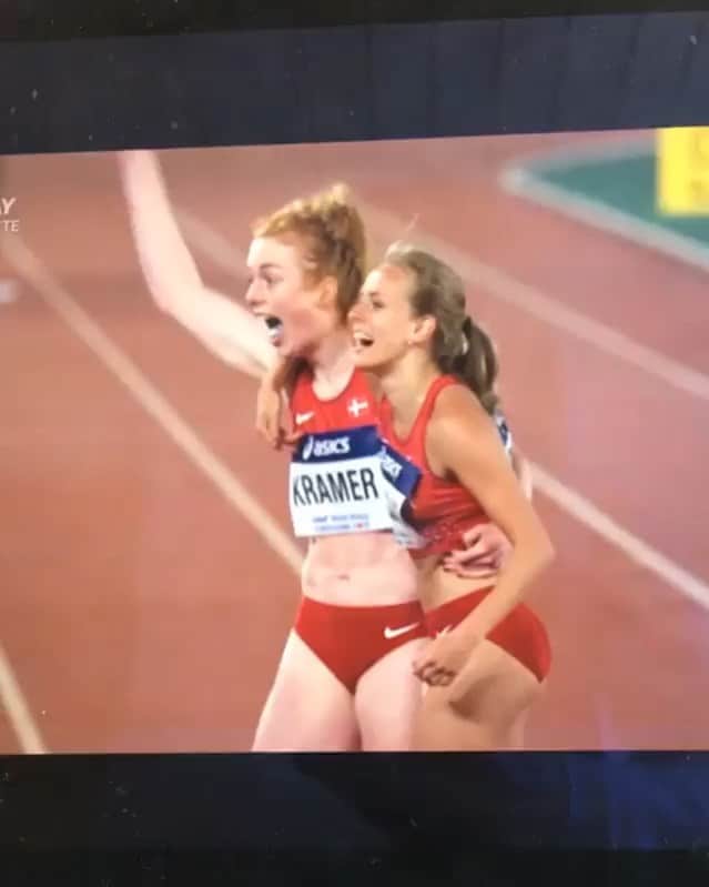 マチルドU・クラマーのインスタグラム：「The moment when you realize: 1) you came first in a new NATIONAL RECORD 😱.... 2) you are on to the final 😱😱 ... and 3) directly qualified for the WORLD CHAMPIONSHIPS IN DOHA!!!!! 😱😱😱 @iaafyokohama19 #worldrelays #omg #whatamoment #mood 🎥: @gittej8400」