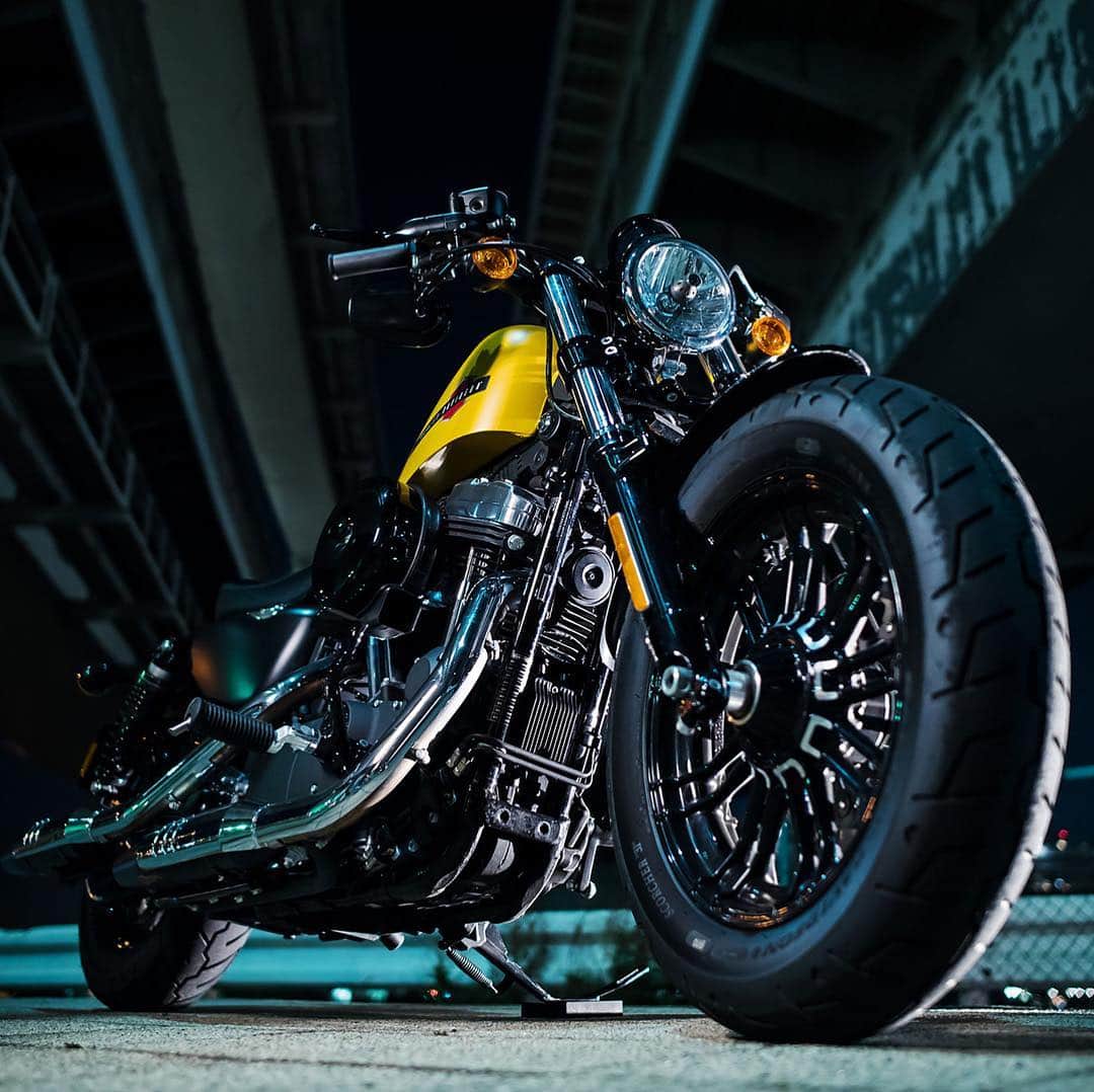 Harley-Davidson Japanさんのインスタグラム写真 - (Harley-Davidson JapanInstagram)「孤独が、しゃがみ込んでる。#ハーレー #harley #ハーレーダビッドソン #harleydavidson #バイク #bike #オートバイ #motorcycle #フォーティーエイト #fortyeight #xl1200x #スポーツスター #sportster #撮影 #shooting #都会 #アーバン #urban #夜 #night #夜景 #nightview #東京 #tokyo #2019 #自由 #freedom」5月11日 22時27分 - harleydavidsonjapan