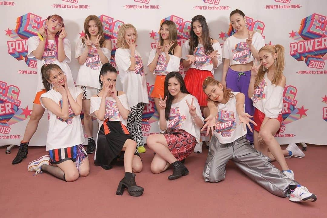 E-girlsさんのインスタグラム写真 - (E-girlsInstagram)「🔥﻿ E.G.POWER 2019〜POWER to the DOME〜﻿ 千葉公演2日目ありがとうございました‼️﻿ ﻿ 💙🧡💛E-girls 💙🧡💛﻿ ﻿ Next...Hokkaido﻿ ﻿ @e.g.power  #EGPOWER#EGfamily#Egirls﻿ #DreamAmi#DreamShizuka﻿ #Happiness#Flower#SYY」5月11日 22時33分 - e_girls_official_