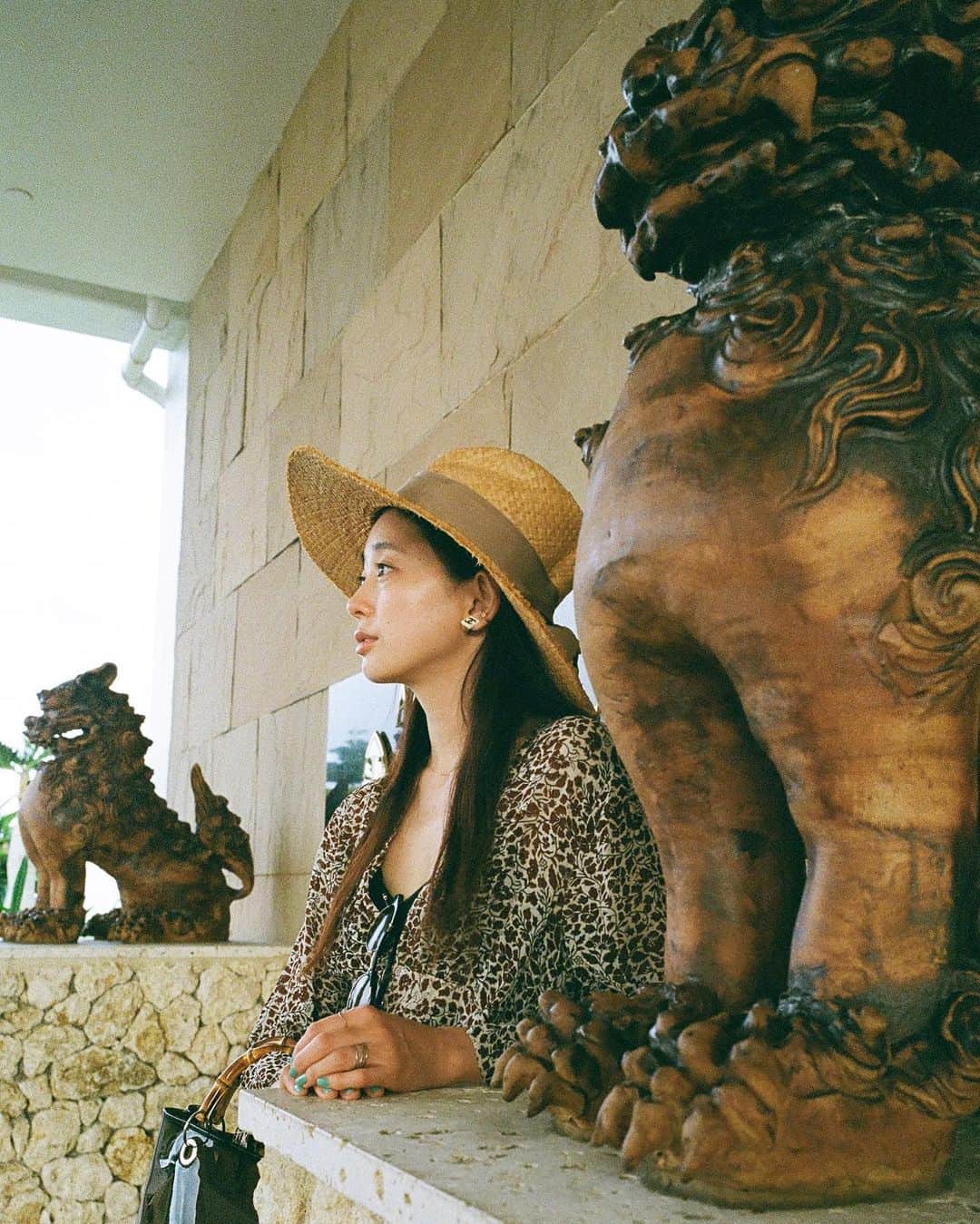 のインスタグラム：「お気に入りfilm pic 想い出ちる🥺♡♡ #シーサーチーサー笑 #holiday#旅行#石垣島 #trip#memory#film#3day #2019#24apl#summer #chisatravel#松永ちさと」