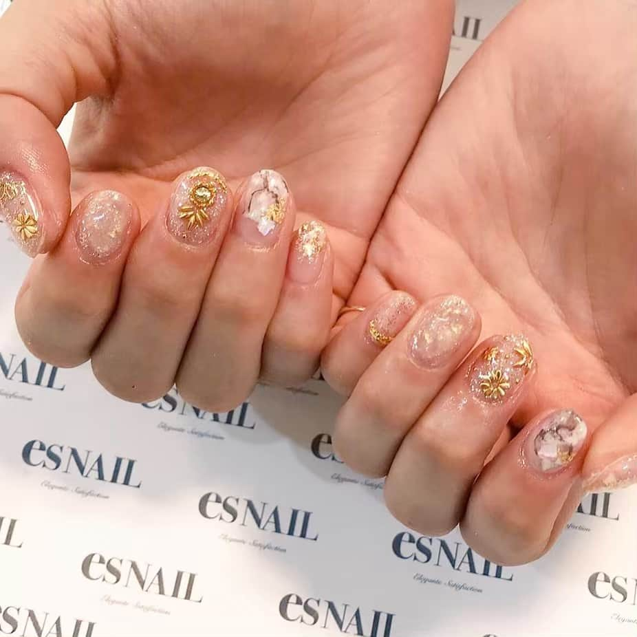 esNAILさんのインスタグラム写真 - (esNAILInstagram)「. #nail#nails#nailart#naildesign#esnail#esnail_shibuya#gelnail#ネイル#エスネイル#ジェルネイル#esネイル#ネイルデザイン#美甲#tokyo#shibuya#newnail#渋谷店#新宿店#吉祥寺店#大宮店#名古屋店#大阪店#福岡店 @esnail_la」5月12日 8時48分 - esnail_japan