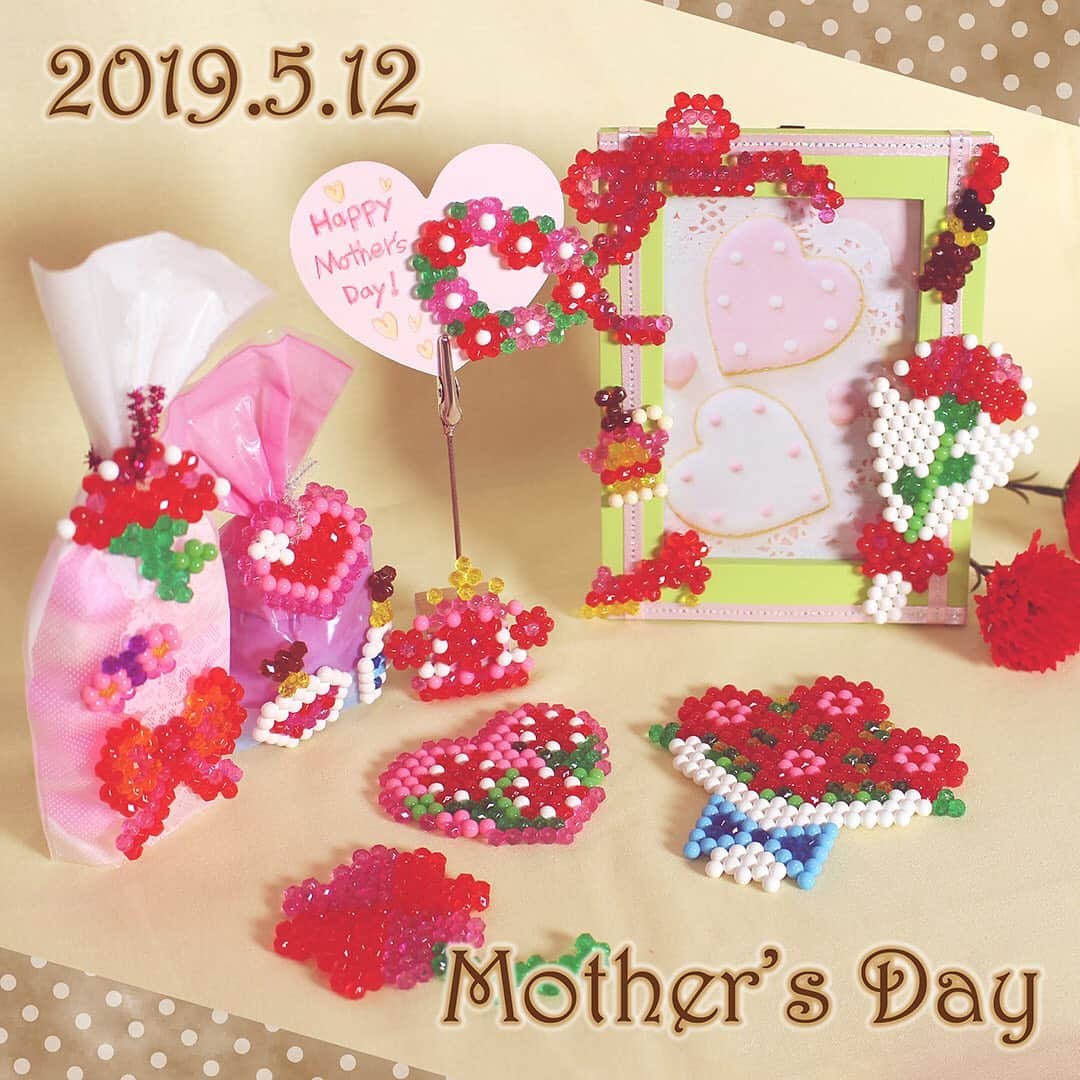 アクアビーズ公式さんのインスタグラム写真 - (アクアビーズ公式Instagram)「Happy Mother's Day❤️ #アクアビーズ #aquabeads #ビーズ #beads #母の日 #mothersday #お母さん #mother #mom #アクアビーズアレンジ」5月12日 9時05分 - epoch1958_jp