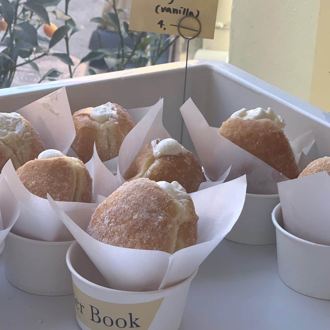 saanaaeのインスタグラム：「🧸🧁💭 #NUEinSEOUL」
