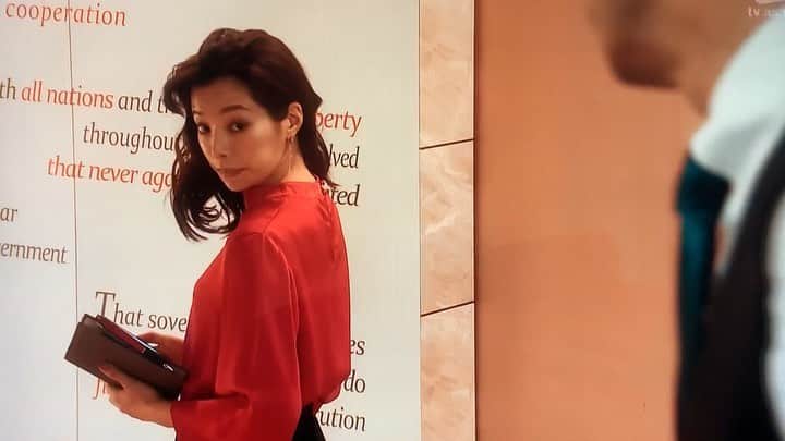桜井ユキのインスタグラム：「足首まで素敵😳  #桜井ユキ #東京独身男子 #斎藤工 #高橋一生 #滝藤賢一」