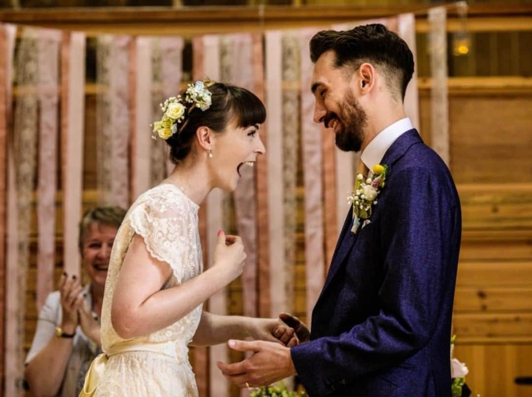 ミナさんのインスタグラム写真 - (ミナInstagram)「Couple Goals! 😍 This happy bride wore our Maeve dress when saying "yes" to her fiancé 💍」5月12日 1時05分 - indiebride.london